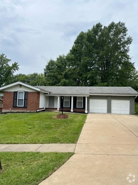 Building Photo - Charming 3 bedroom 2 bath in Florissant Rental