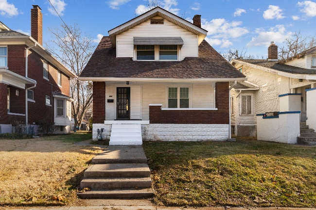 Photo - 731 Cecil Ave House
