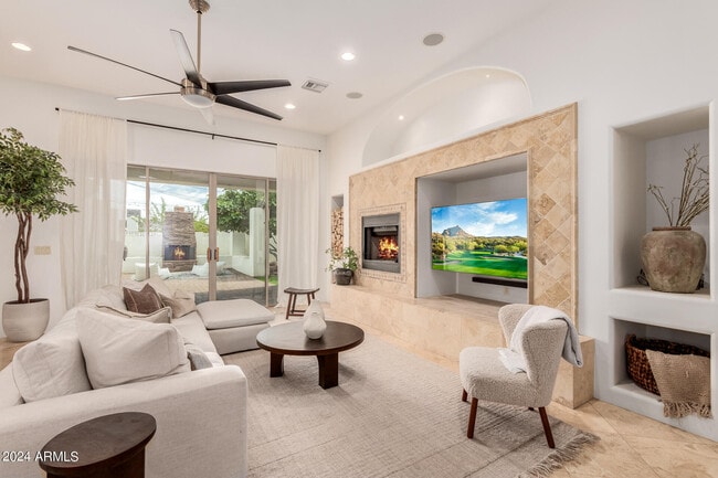 Photo - 1953 E Montebello Ave