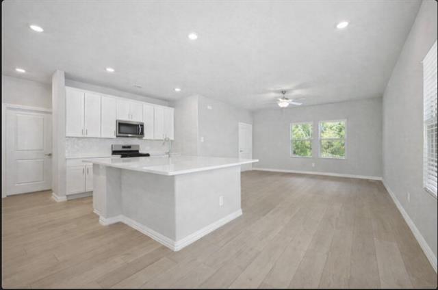 Photo - 707 Leavenworth Dr