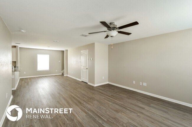 Photo - 6307 Sloane Cv