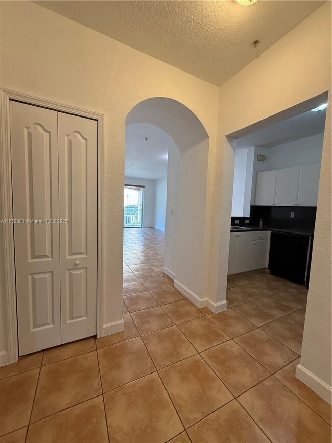 Photo - 7060 NW 177th St