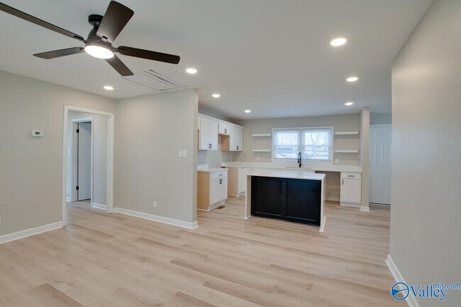 Photo - 3916 Troy Swasey Blvd SW