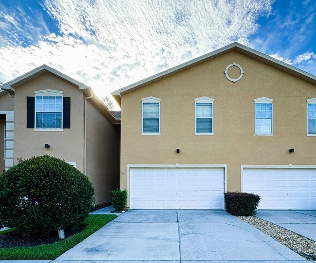 Photo - Gated Tampa Palms Townhome with 2-Car Garage, Screened Lanai & Community Pool
