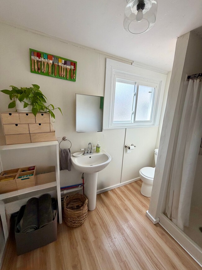 Photo - 137 Main St Unit 1