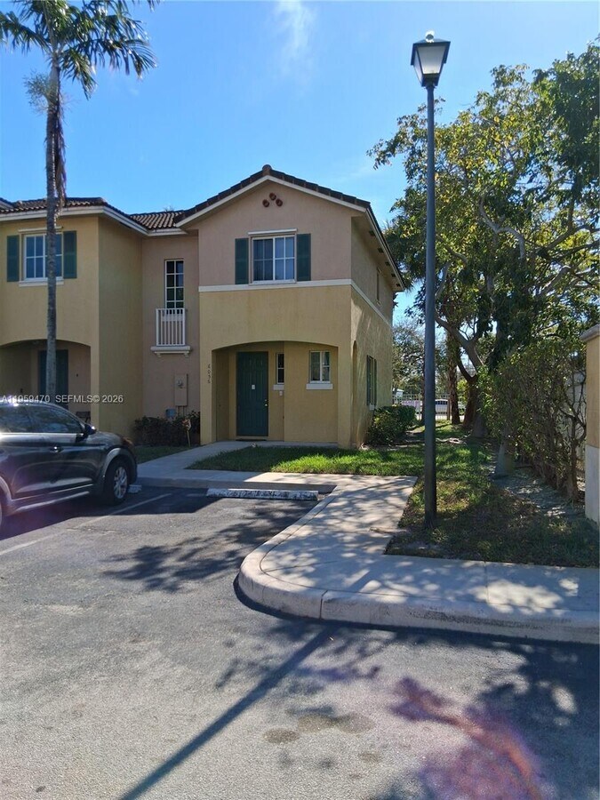 Photo - 6056 SW 19th Pl