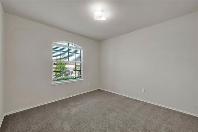 Photo - 2133 Meadow View Dr