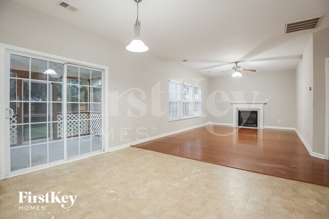 Photo - 5265 Stonewall Dr