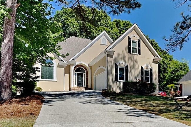 Building Photo - 4020 Hogans Mill Ln