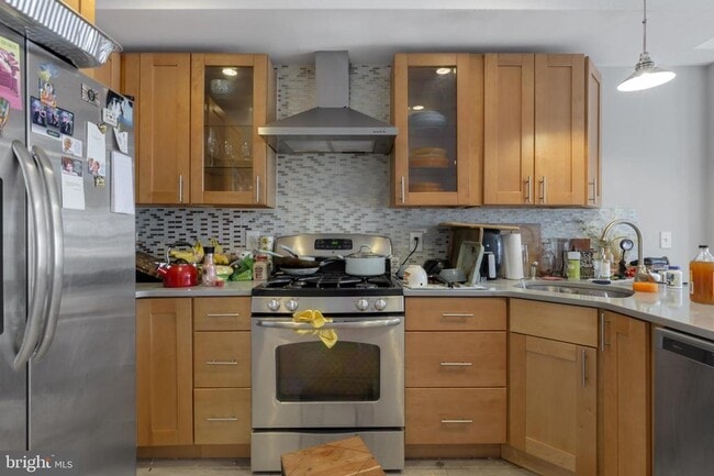 Photo - 530 E Girard Ave Unit 2