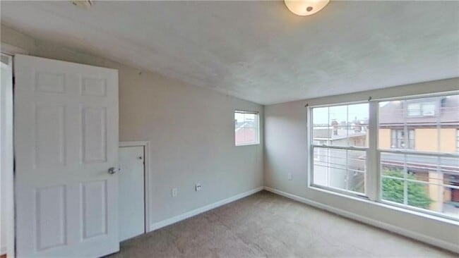 Photo - 120 S 12th St