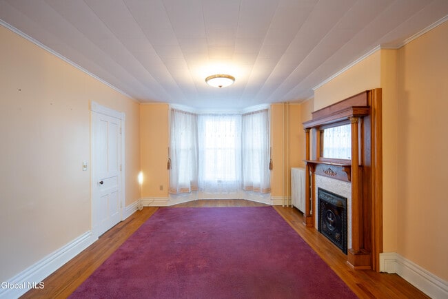 Photo - 1871 9th Ave