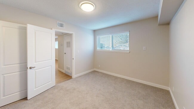 Photo - Lincolnshire West