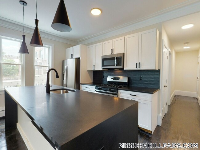 Photo - 839 Parker St Unidad 1