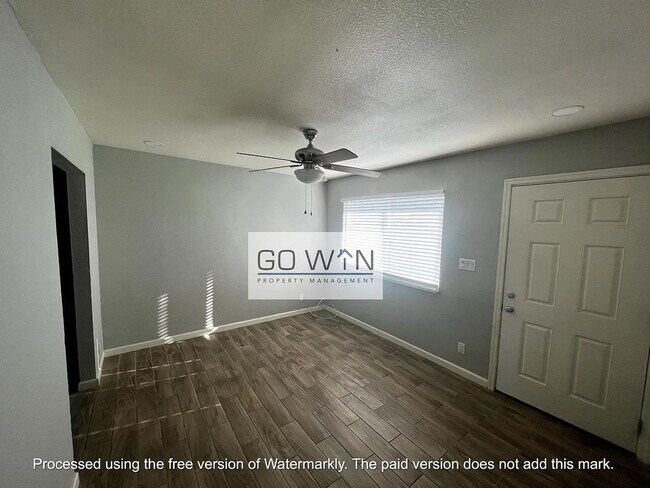 Photo - 6645 West Myrtle Ave Unit 1