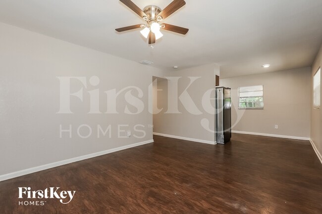 Photo - 9305 N Forest Hills Dr
