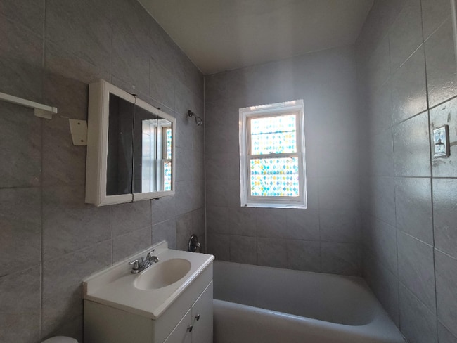 Photo - 8346 S Maryland Ave