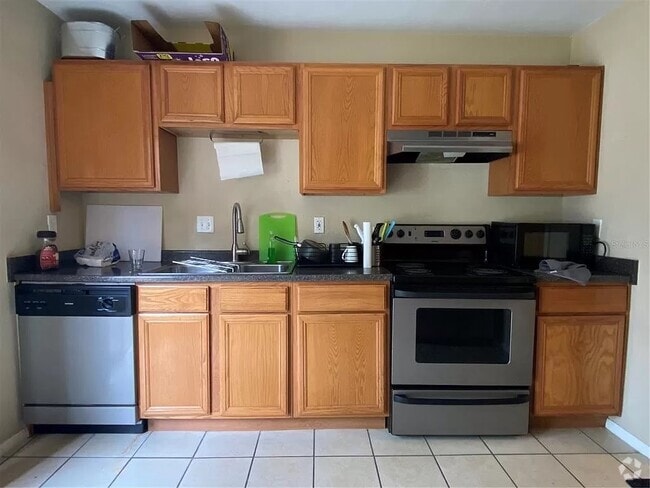 Building Photo - 507 NW 39th Rd Unit 329 Rental