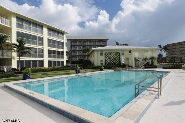 Photo - 2850 Gulf Shore Blvd N Unidad 102