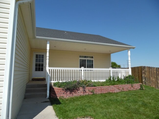 Building Photo - 1785 Pierson Ct