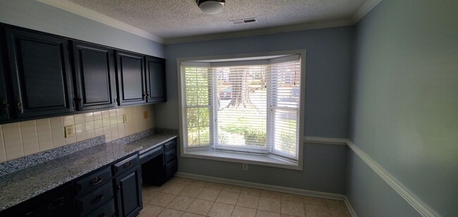Photo - 1103 Yellowbell Pl