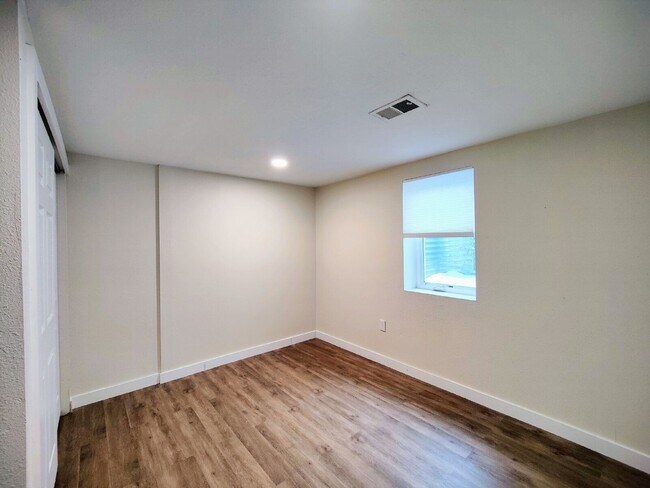 Photo - 7770 S Kit Carson Dr Unidad 2
