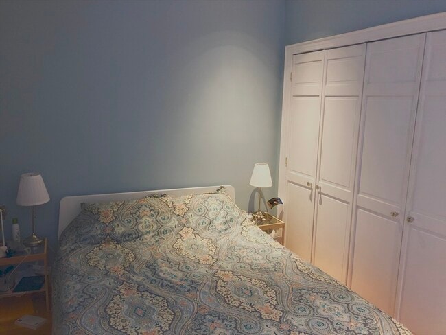 Photo - 30 Anderson St Unit #2