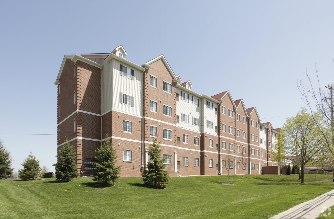 Photo - Campus Village at Siena Heights