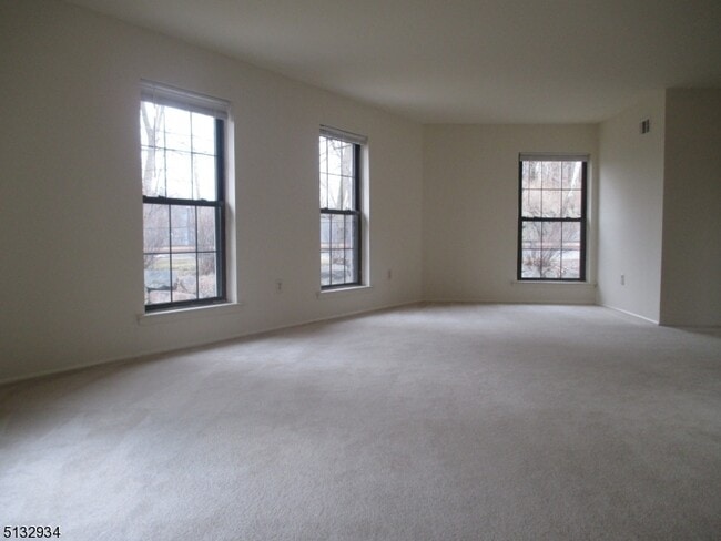 Photo - 181 Long Hill Rd Unit 8