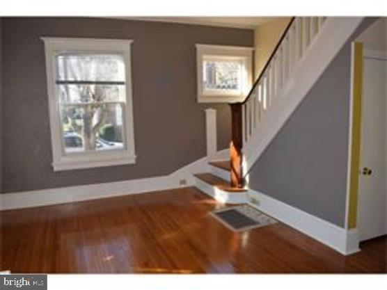 Photo - 407 Lakeview Ave