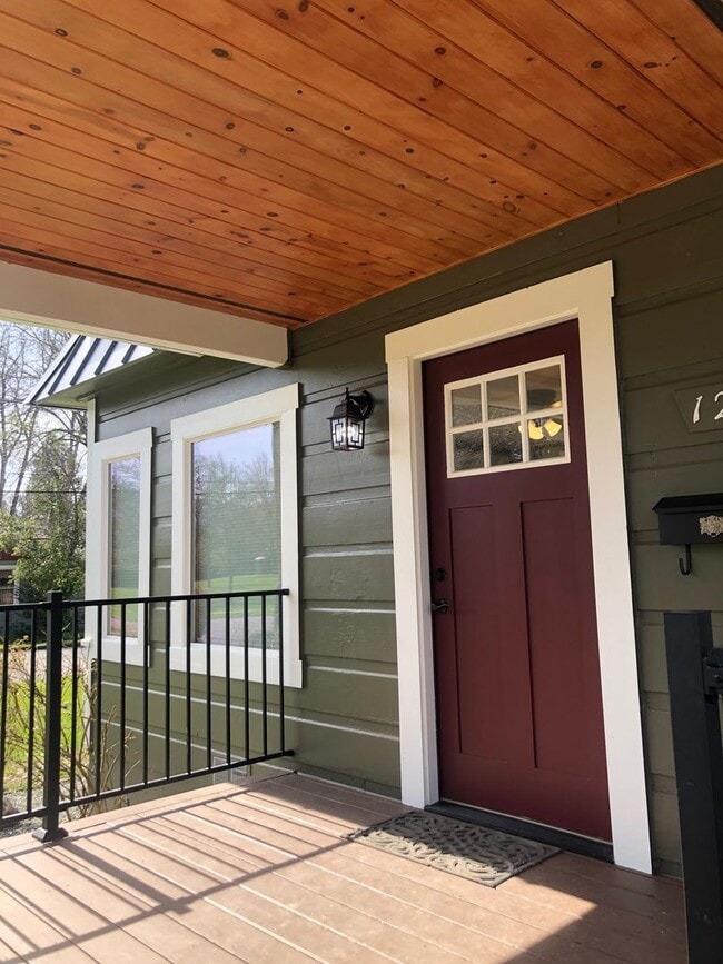 Photo - Charming 2-Bedroom Home Across from the Park!