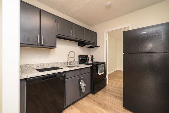 Photo - Overlook Club Apartments