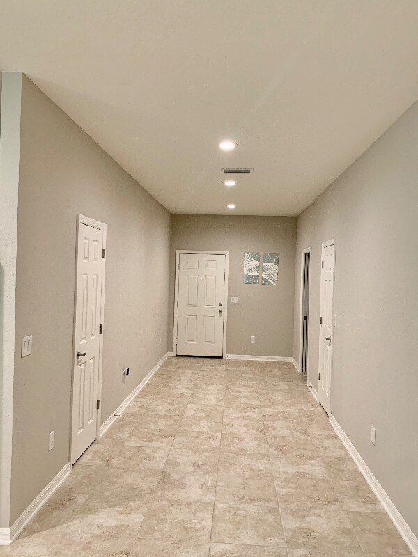 Photo - 1074 Grantham Dr