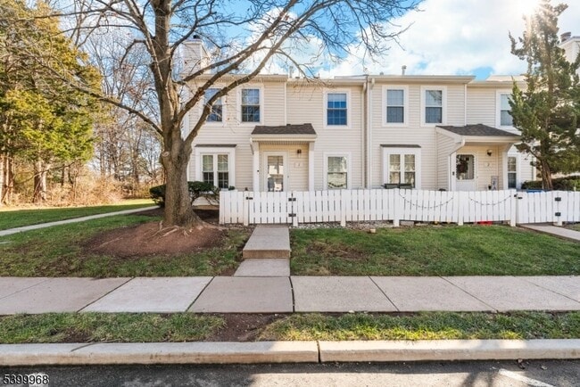 Building Photo - 1 Almond Dr