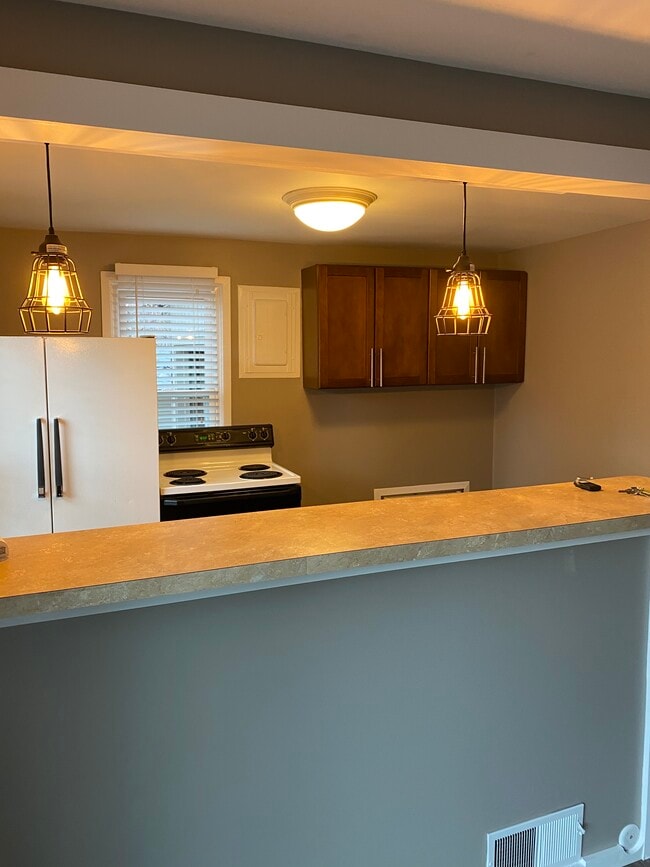 Photo - 3599 Orchard Lake Rd Unit 2