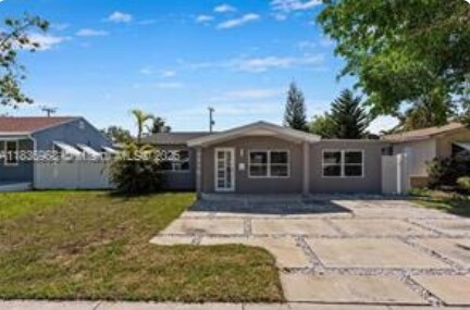 Photo - 2418 Taft St