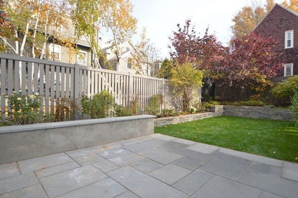 Photo - 136 Banks St