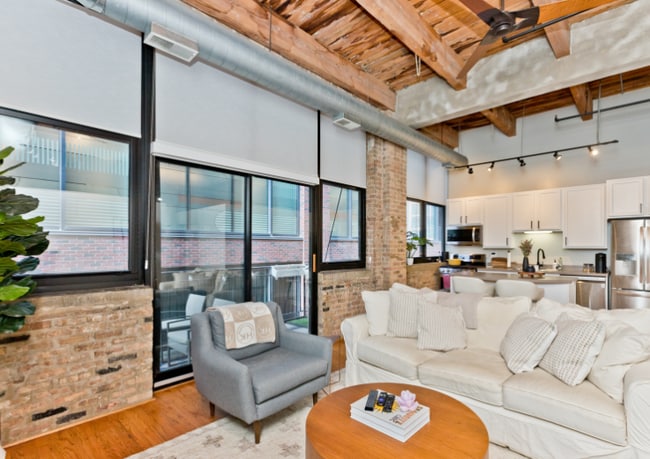 Photo - 215 N Aberdeen St Unit 2 bed in west loop