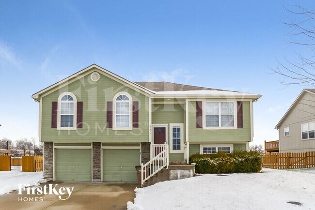 711 Corrington Dr  