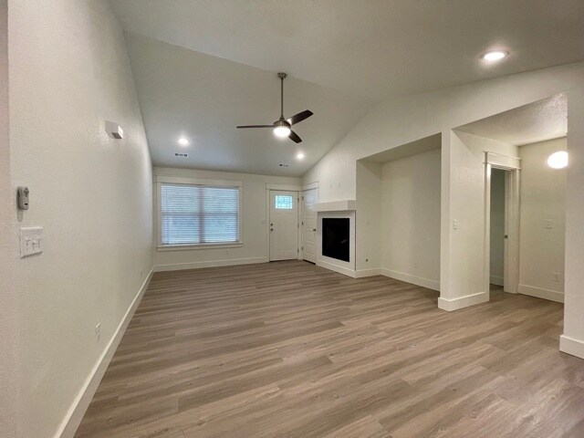 Photo - 18 Dinsmoore Ln