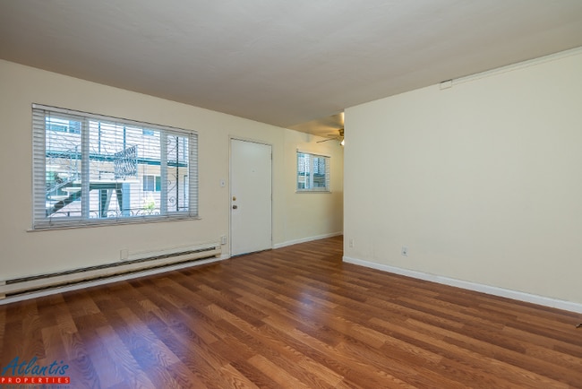 Photo - 420 S Third St Unidad 2