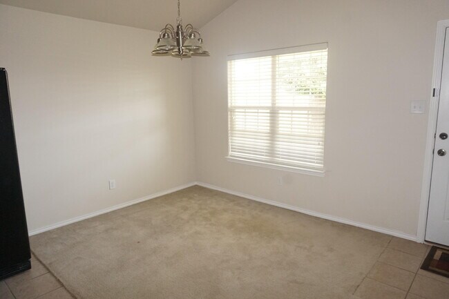 Photo - 6549 85th St