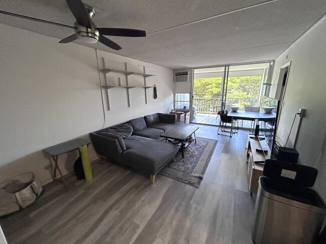 Building Photo - 2029 Nuuanu Ave