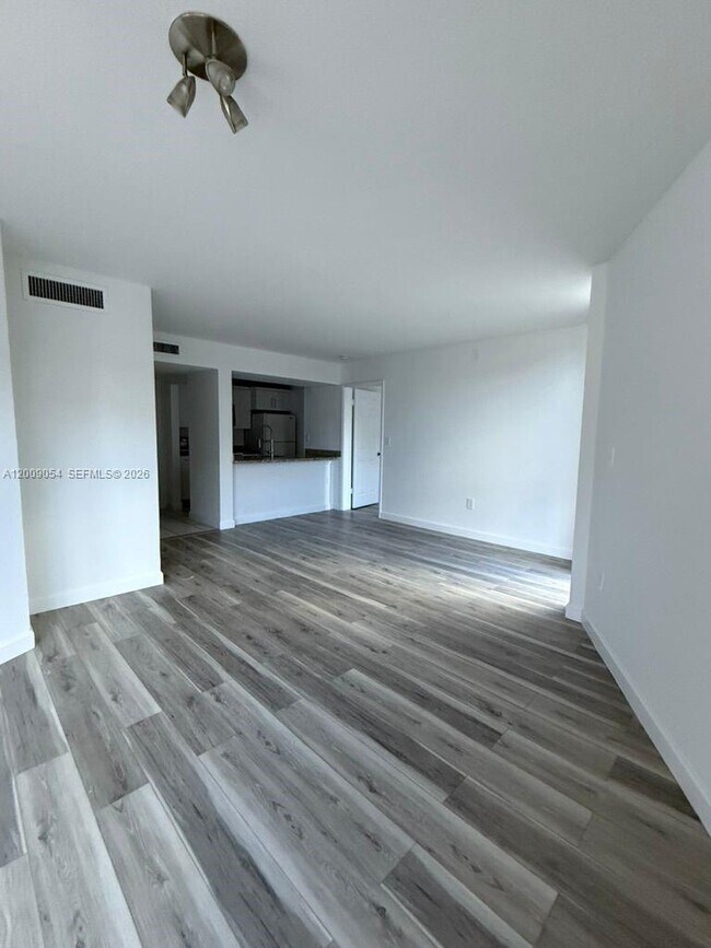 Photo - 6955 NW 186th St Unit F209