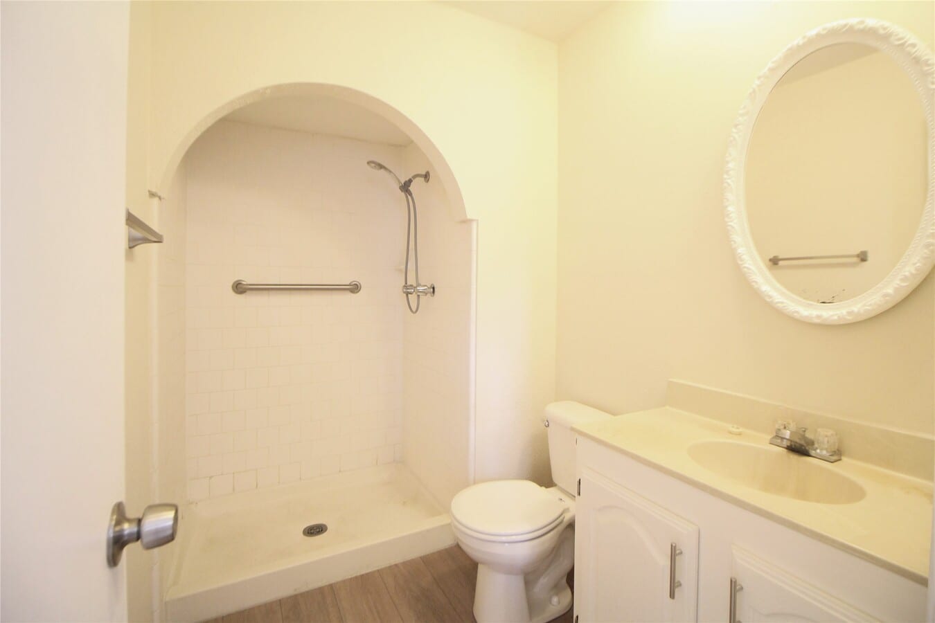 Photo - 5327 Karenbeth Dr