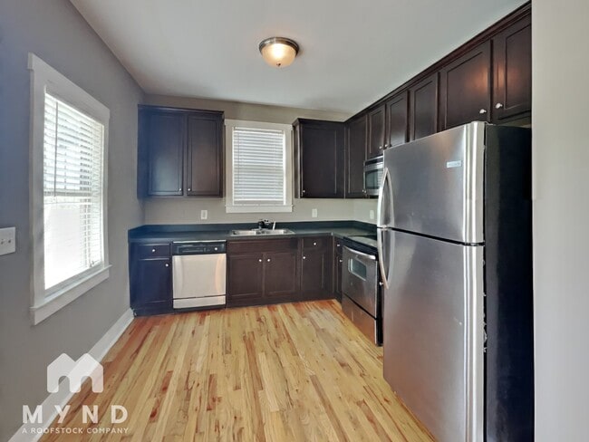 Photo - 175 Herring St