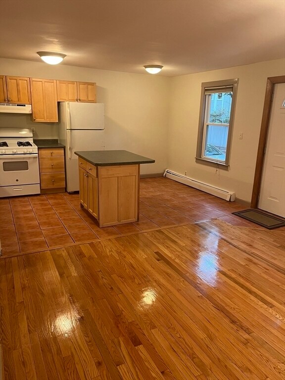 Building Photo - 16 Lopez St Rental