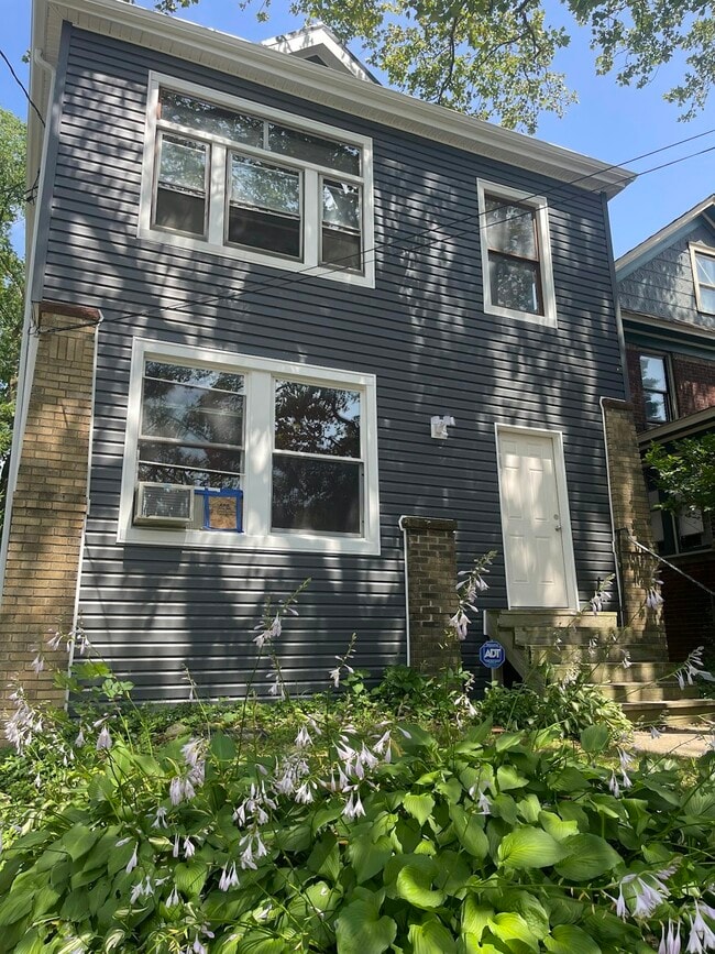 Photo - 2921 French St Unit 1