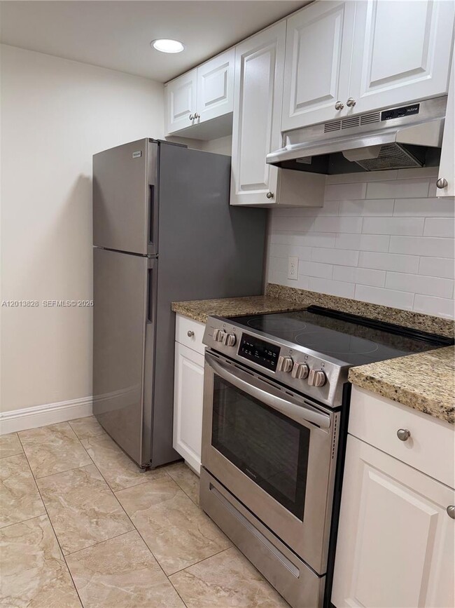 Building Photo - 1551 SW 135th Terrace Unit 311G