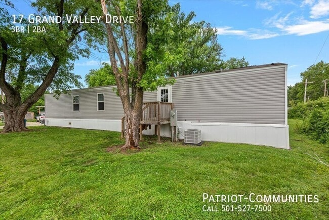 Photo - 17 Grand Valley Dr